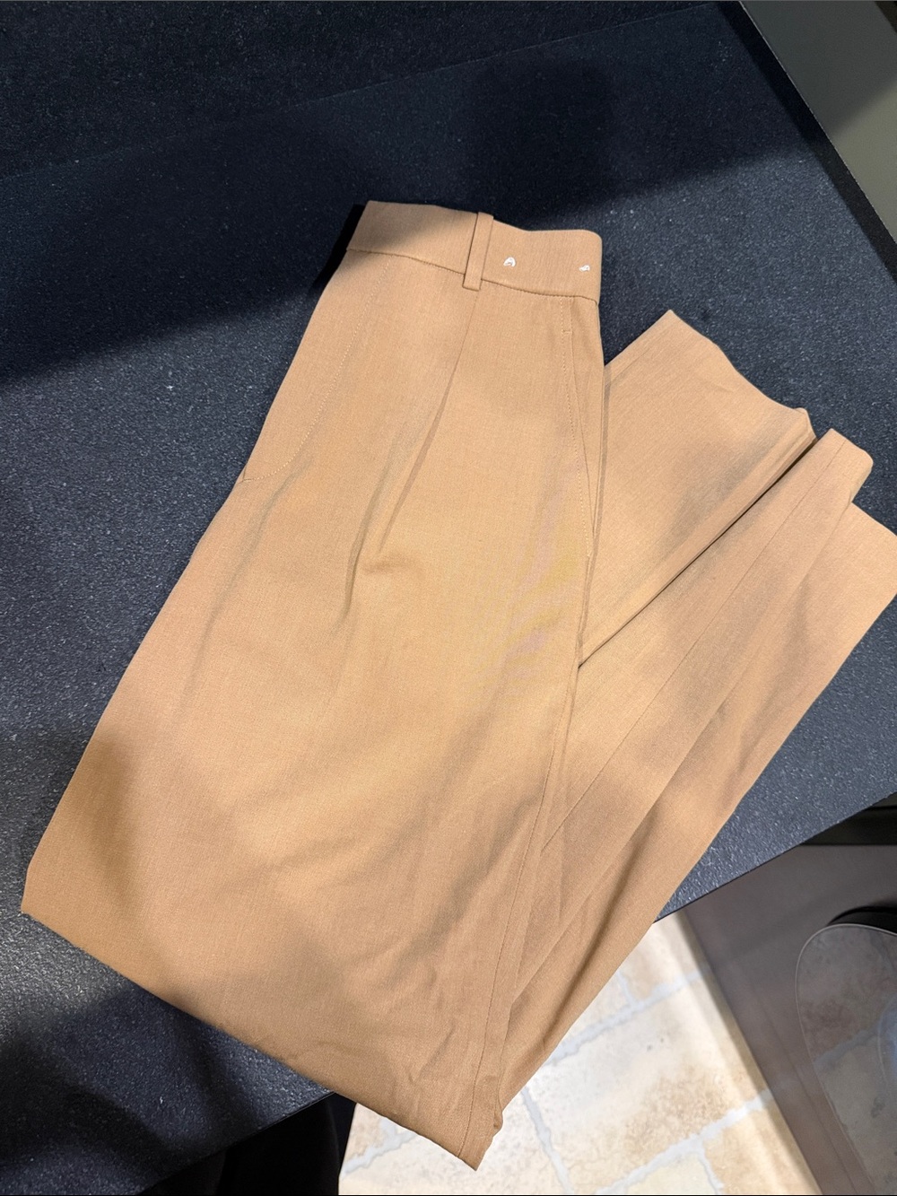 Uniqlo women’s trouser brown